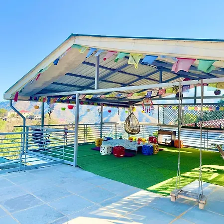 The Auriga 3Bhk Fully Entair Villa With Bonfire In Kasauli I Pvt Stay I Open Air Terrace I Kitchen Livingroom I Lawn Bonfire I Gaming Zone Exterior photo