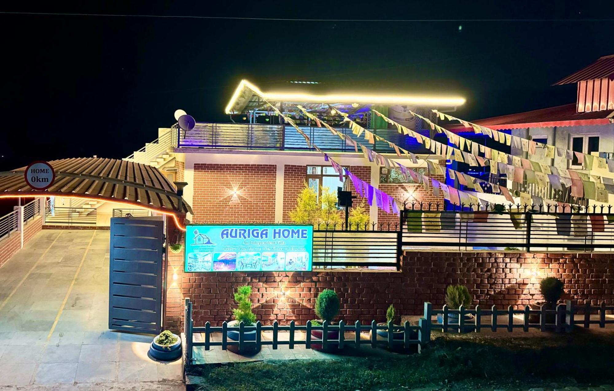 Villa The Auriga 3bhk Fully Entair With Bonfire In I Pvt I Open Air Terrace I Kitchen Livingroom I Lawn Bonfire I Gaming Zone *